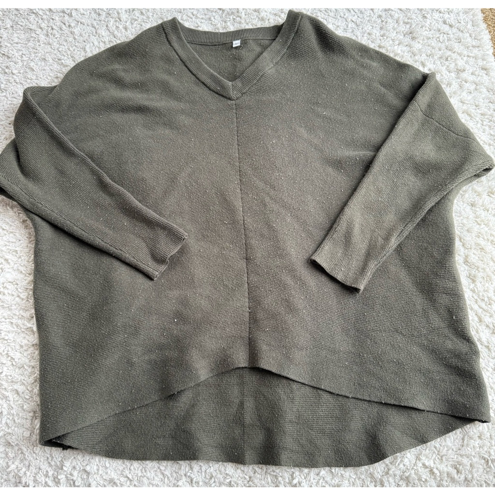 Women's Sweater Size L Green